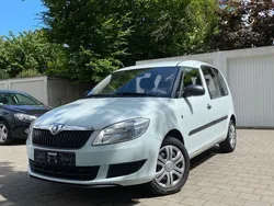 Weiß Gebraucht 2015 Skoda Roomster Plus Edition Kombi | 8.400 € (Etwas zu teuer)