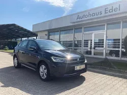 Deep black perleffekt lc9x Gebraucht 2022 VW Taigo Life SUV | 16.350 €