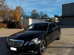 Schwarz Gebraucht 2009 Mercedes E350 Limousine | 9.900 € (Etwas zu teuer)