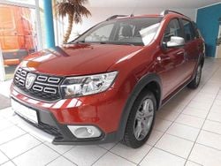 Rot Gebraucht 2020 Dacia Logan MCV Stepway Kombi | 12.490 € (Fairer Preis)