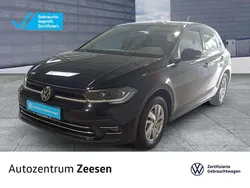 Deep black perleffekt (metallic) Gebraucht 2024 VW Polo Style Kleinwagen | 23.390 € (Fairer Preis)