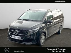 Obsidianschwarz Gebraucht 2024 Mercedes V250 Style Van / Kleinbus | 63.870 € (Guter Preis)