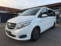 Bergkristallweiß metallic Gebraucht 2017 Mercedes V250 Avantgarde Van / Kleinbus | 31.990 € (Superpreis)