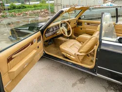 Schwarz Gebraucht 1986 Chrysler Le Baron Cabrio | 9.400 €