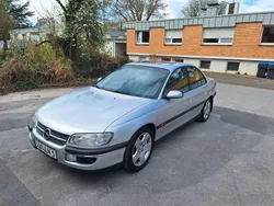 Silber Gebraucht 1997 Opel Omega Limousine | 5.500 € (Teuer)