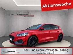 Rot Gebraucht 2019 Ford Focus ST Limousine | 20.150 € (Guter Preis)