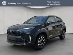Mysticschwarz mica Neu 2025 Toyota Yaris Cross SUV | 29.990 €