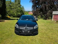 Schwarz Gebraucht 2013 Mercedes A200 Exclusive Limousine | 12.500 € (Teuer)