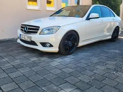 Weiß Gebraucht 2008 Mercedes C300 Limousine | 10.000 €