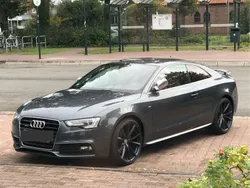 Grau Gebraucht 2014 Audi A5 Ambiente Coupé | 18.900 € (Teuer)
