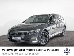 Uranograu Gebraucht 2021 VW Passat Pro Kombi | 23.933 € (Guter Preis)