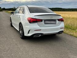 Weiß Gebraucht 2020 Mercedes A250 AMG Limousine | 23.000 € (Fairer Preis)