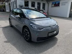 Grau Gebraucht 2022 VW ID.3 Pro Kleinwagen | 26.990 € (Guter Preis)