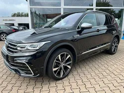 Schwarz Gebraucht 2022 VW Tiguan Allspace R-line SUV | 37.990 € (Fairer Preis)