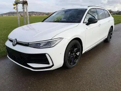 Candyweiß Neu 2025 VW Passat R-line Kombi | 52.690 € (Guter Preis)