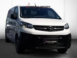 Jade weiss Gebraucht 2021 Opel Vivaro Van | 18.850 € (Superpreis)