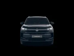 Grenadillschwarz Gebraucht 2025 VW Tiguan Life SUV | 48.465 €