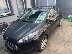Schwarz Gebraucht 2015 Ford Fiesta Kleinwagen | 6.000 € (Etwas zu teuer)
