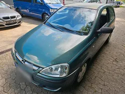 Grün Gebraucht 2003 Opel Corsa Kleinwagen | 999 € (Guter Preis)