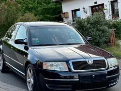 Schwarz Gebraucht 2003 Skoda Superb Limousine | 1.199 € (Guter Preis)