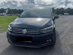 Schwarz Gebraucht 2017 VW Touran Comfortline Van / Kleinbus | 18.900 € (Etwas zu teuer)