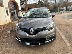 Grau Gebraucht 2014 Renault Captur Luxe SUV | 7.490 € (Fairer Preis)