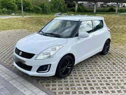 Weiß Gebraucht 2016 Suzuki Swift Kleinwagen | 9.500 €