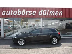 Schwarz Gebraucht 2022 Mercedes A200 Limousine | 23.990 € (Guter Preis)
