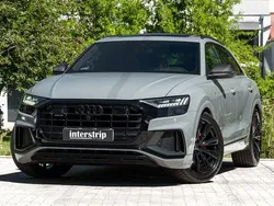 Grau Gebraucht 2023 Audi Q8 S-Line SUV | 85.990 €