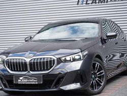 Grau Gebraucht 2024 BMW 520 M Sport Limousine | 53.999 € (Fairer Preis)