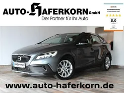 Grau Gebraucht 2017 Volvo V40 CC Kombi | 14.299 € (Fairer Preis)