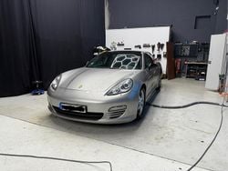Silber Gebraucht 2010 Porsche Panamera Limousine | 15.900 €