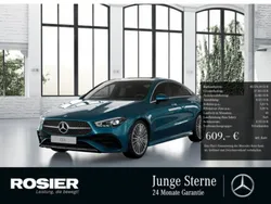 Blau / hyperblau (metallic) Gebraucht 2024 Mercedes CLA250e Sport Edition Limousine | 39.861 € (Fairer Preis)