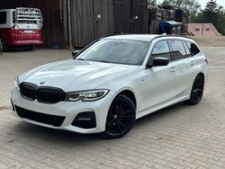 Weiß Gebraucht 2019 BMW 320 M Sport Limousine | 19.028 € (Guter Preis)