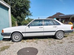 Weiß Gebraucht 2025 Audi 80 Limousine | 5.700 €