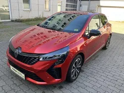Rot Gebraucht 2024 Renault Clio V Techno Limousine | 20.999 € (Teuer)