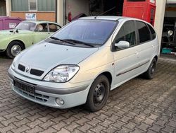 Silber Gebraucht 2002 Renault Scénic Van / Kleinbus | 599 € (Superpreis)