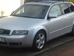 Silber Gebraucht 2003 Audi A4 S-Line Kombi | 9.999 €