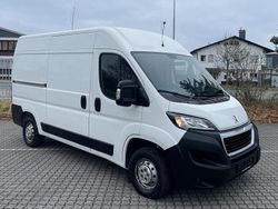 Weiß Gebraucht 2019 Peugeot Boxer Van | 22.980 € (Etwas zu teuer)
