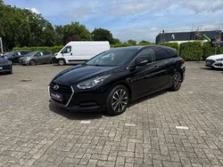 Phantom black Gebraucht 2016 Hyundai i40 Trend Kombi | 13.990 € (Fairer Preis)