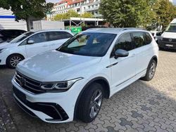 Weiß Gebraucht 2022 VW Tiguan Allspace R-line SUV | 23.990 € (Fairer Preis)