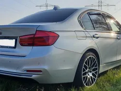 Silber Gebraucht 2017 BMW 330 Luxury Line Limousine | 25.000 € (Fairer Preis)