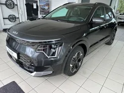 Grau Gebraucht 2023 Kia e-Niro Inspiration SUV | 36.750 € (Teuer)