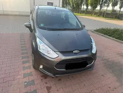 Grau Gebraucht 2015 Ford B-MAX Van / Kleinbus | 6.900 € (Guter Preis)
