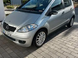 Grau Gebraucht 2006 Mercedes A170 Classic Van / Kleinbus | 2.900 € (Superpreis)