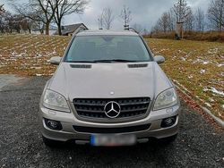 Silber Gebraucht 2007 Mercedes 190 Limousine | 5.900 €
