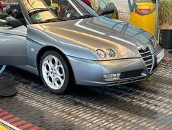 Grau Gebraucht 2004 Alfa Romeo Spider Cabrio | 5.000 € (Fairer Preis)
