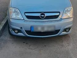 Blau Gebraucht 2006 Opel Meriva Van / Kleinbus | 1.100 €