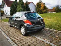 Schwarz Gebraucht 2011 Peugeot 207 Urban Move Limousine | 1.200 € (Superpreis)