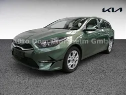 Experience green met.(exg) Gebraucht 2024 Kia Ceed Sportswagon Comfort Kombi | 23.750 € (Guter Preis)